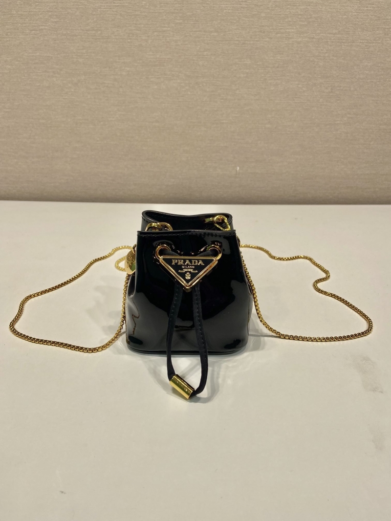 Pra*a bucket bags